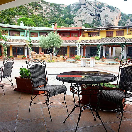 Hotel apartamentowy Rena Bianca 5*