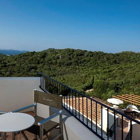 Rena Bianca Aparthotel 5*