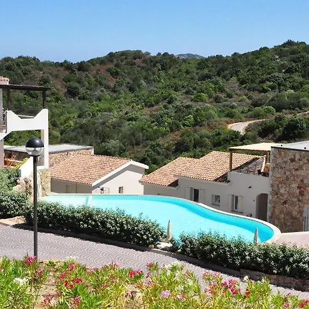 Rena Bianca Aparthotel 5*